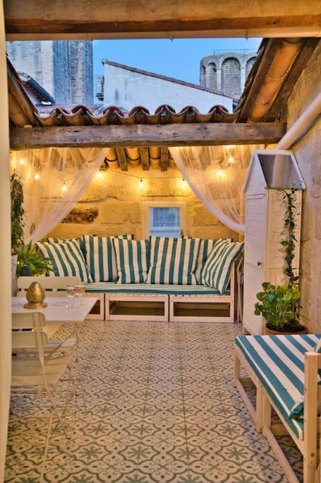 Appartement-Terrasse Centre Historique Uzès Εξωτερικό φωτογραφία