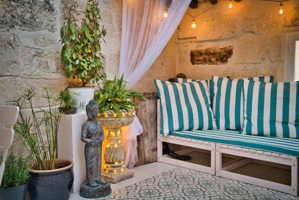 Appartement-Terrasse Centre Historique Uzès Εξωτερικό φωτογραφία